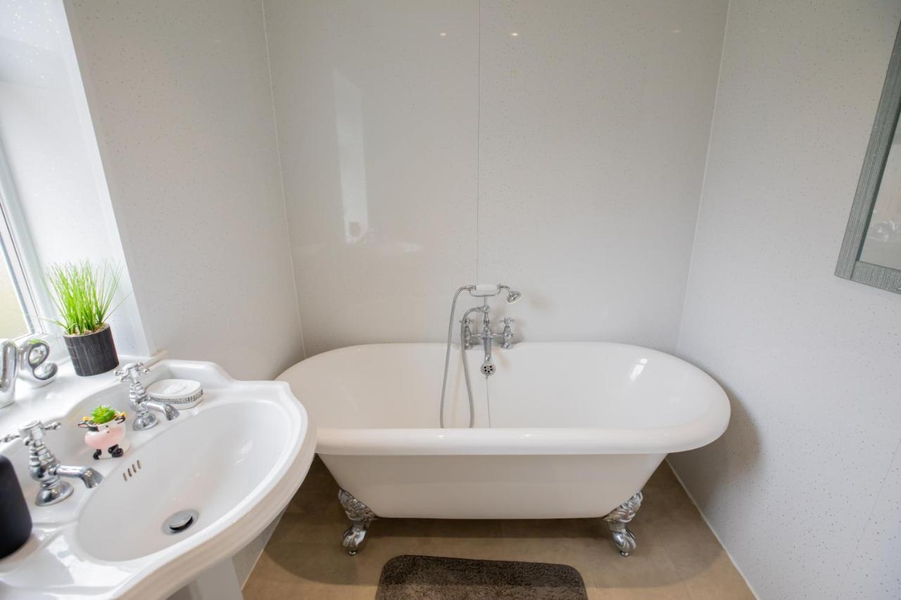 Og Stays Ii- 3Bedroom House Near Nissan & Stadium, Free Parking Sunderland (Tyne and Wear) Exteriör bild