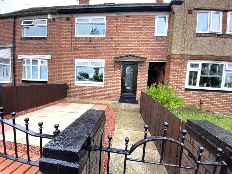 Og Stays Ii- 3Bedroom House Near Nissan & Stadium, Free Parking Sunderland (Tyne and Wear) Exteriör bild